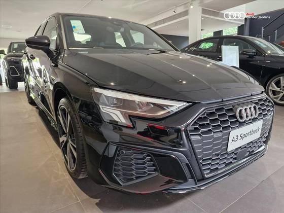 AUDI A3 2.0 40 TFSI GASOLINA SPORTBACK PERFORMANCE S-TRONIC AUDI A3 2.0 40 TFSI GASOLINA SPORTBACK PERFORMANCE S-TRONIC